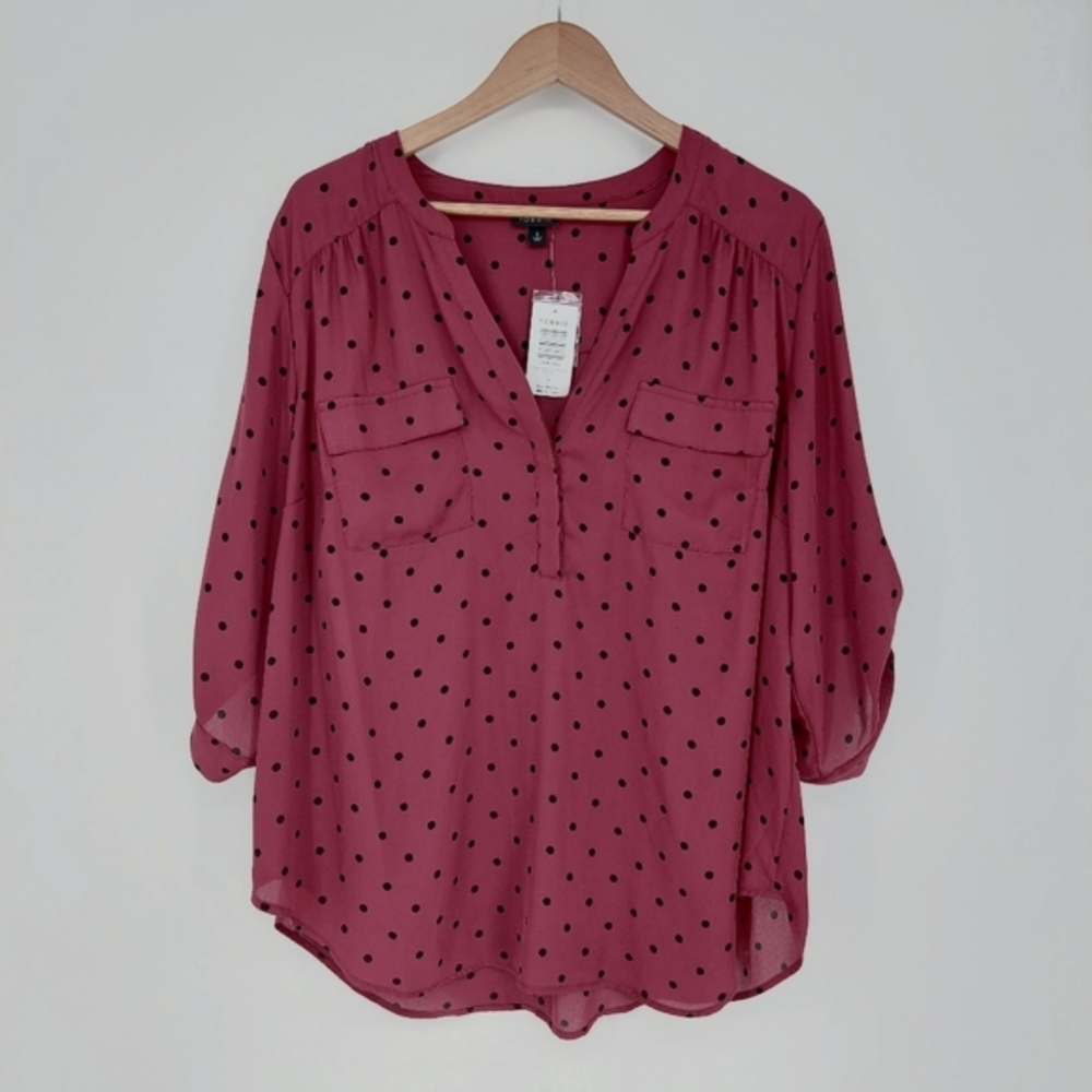 Torrid Polka Dot V-Neck 3/4 Sleeve Blouse - Picture 2 of 10